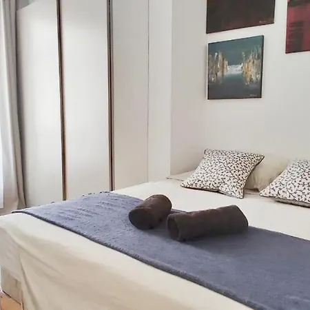 Charming Cocoon Near Parc Clichy *