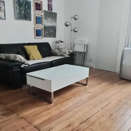 Charming Cocoon Near Parc Clichy דירה